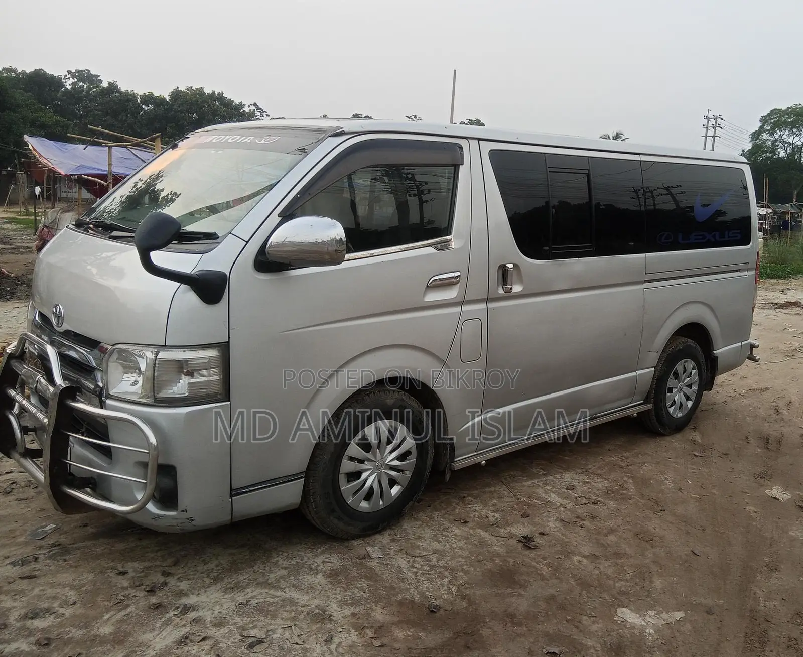 Toyota Hiace 2010