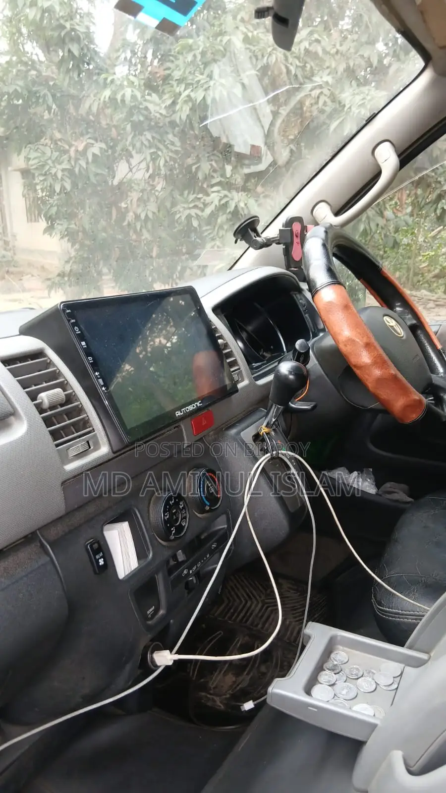 Toyota Hiace 2010