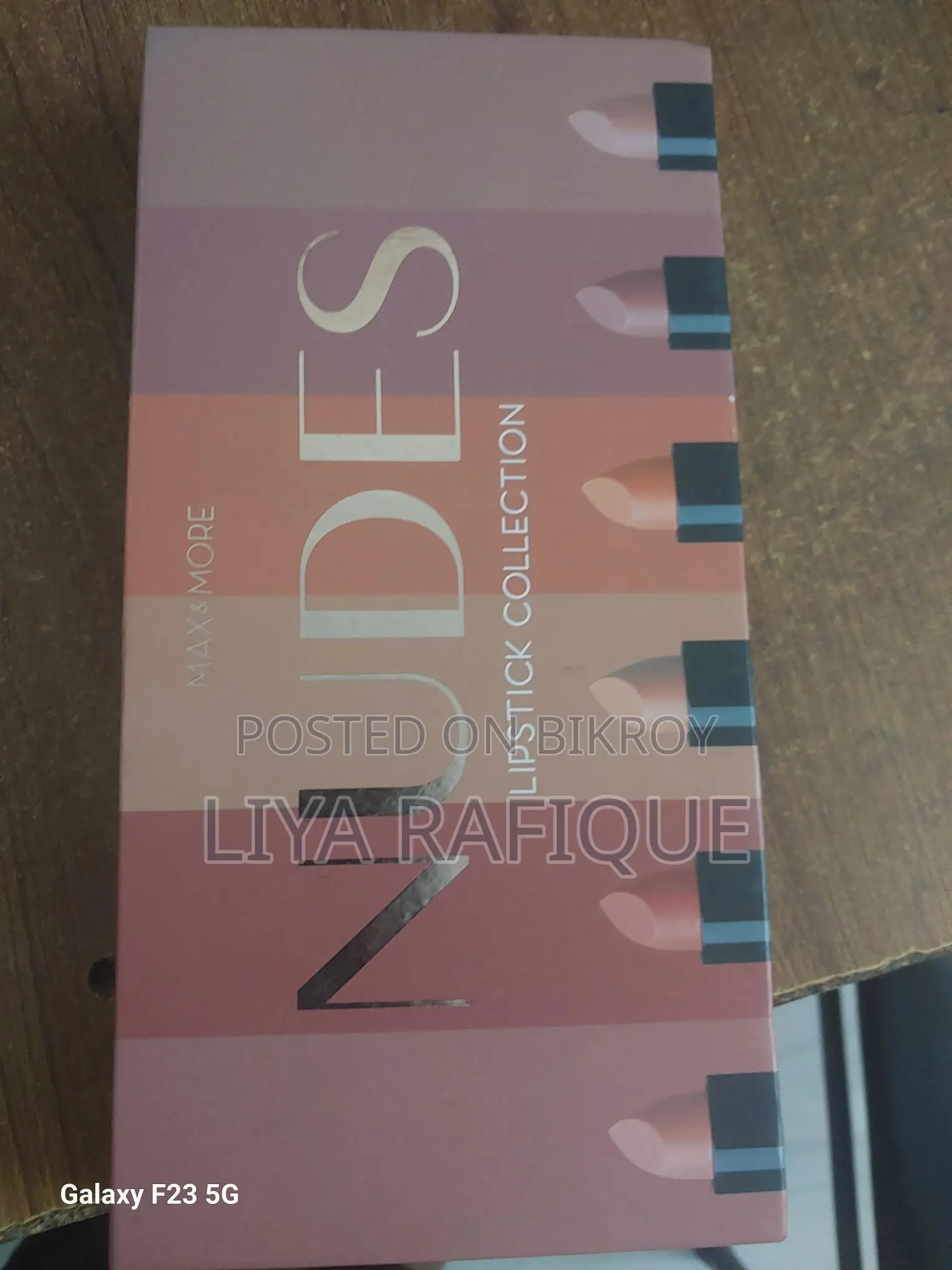 MAX & MORE NUDES LIPSTICK COLLECTION