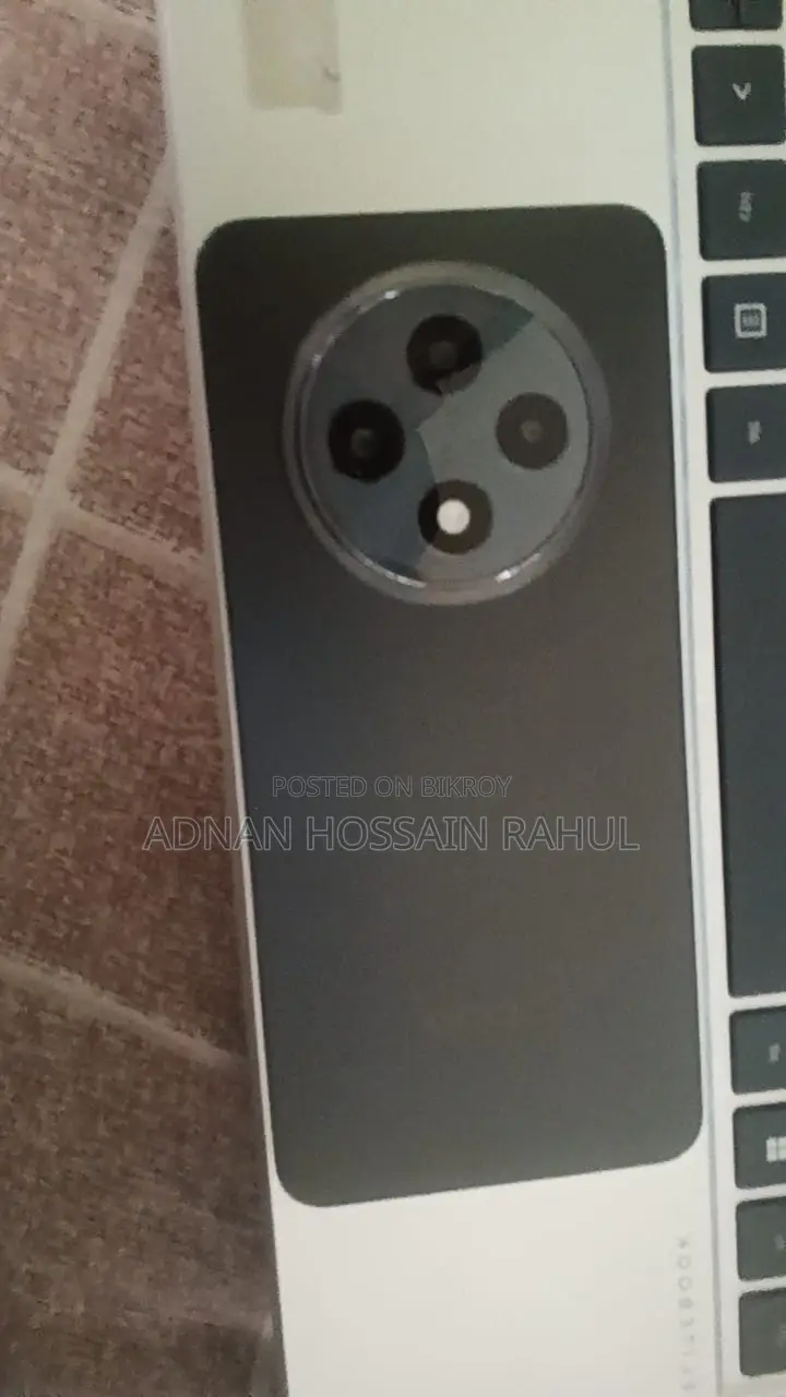 OPPO Reno 12F . (Used)