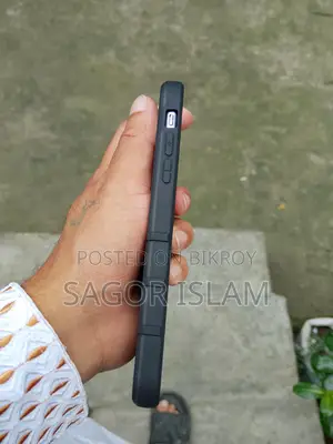 Apple iPhone 11 used (Used)