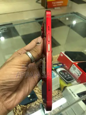 Apple iPhone 13 (Used)
