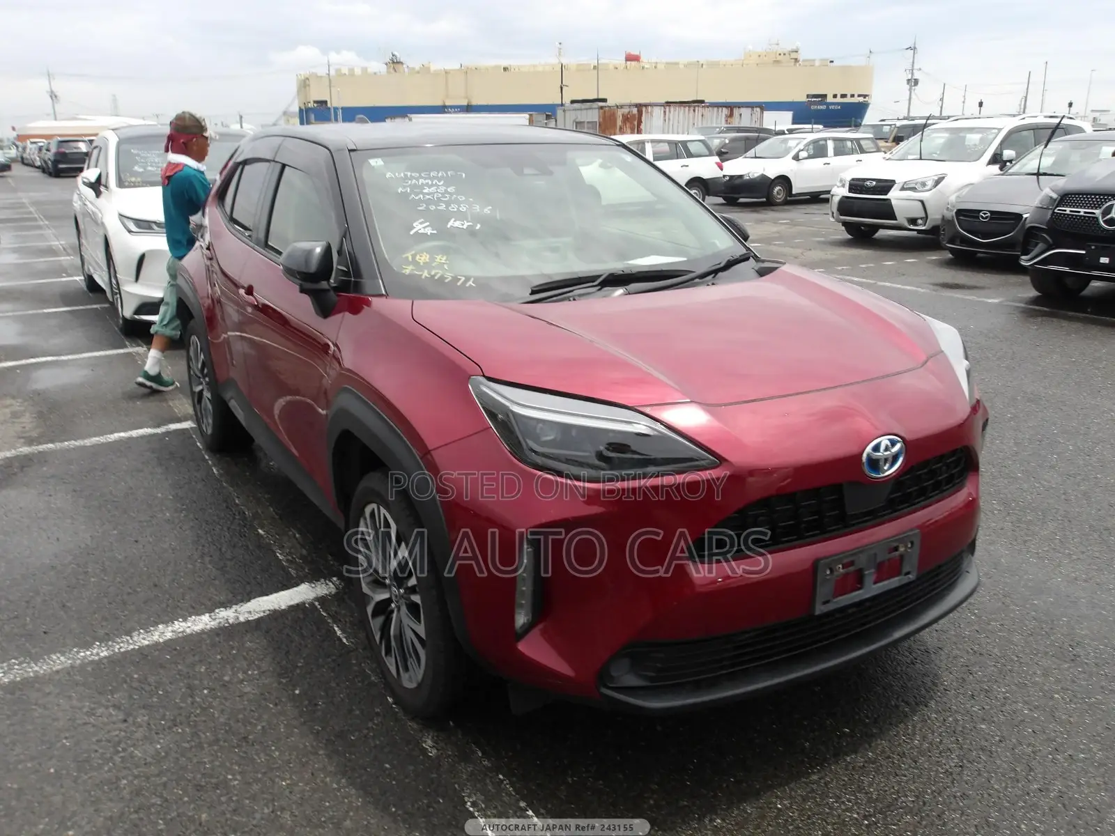 Toyota Yaris Cross Z Red & Black 2021