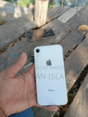 Apple iPhone XR 128gb (Used)