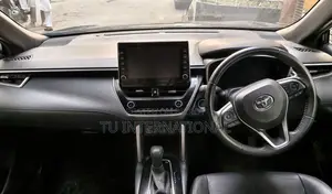 Toyota Corolla Cross Z LEATHER-HYBRID 2021