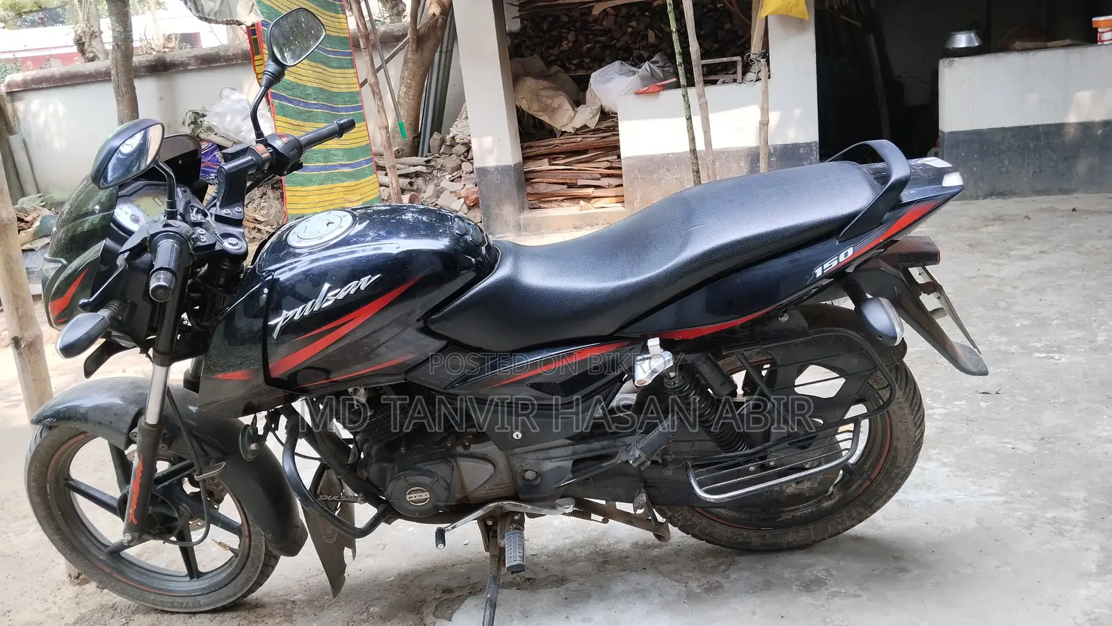 বাজাজ পালসার ১৫০ ২০১৯ কালো