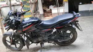 বাজাজ পালসার ১৫০ ২০১৯ কালো