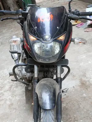 বাজাজ পালসার ১৫০ ২০১৯ কালো