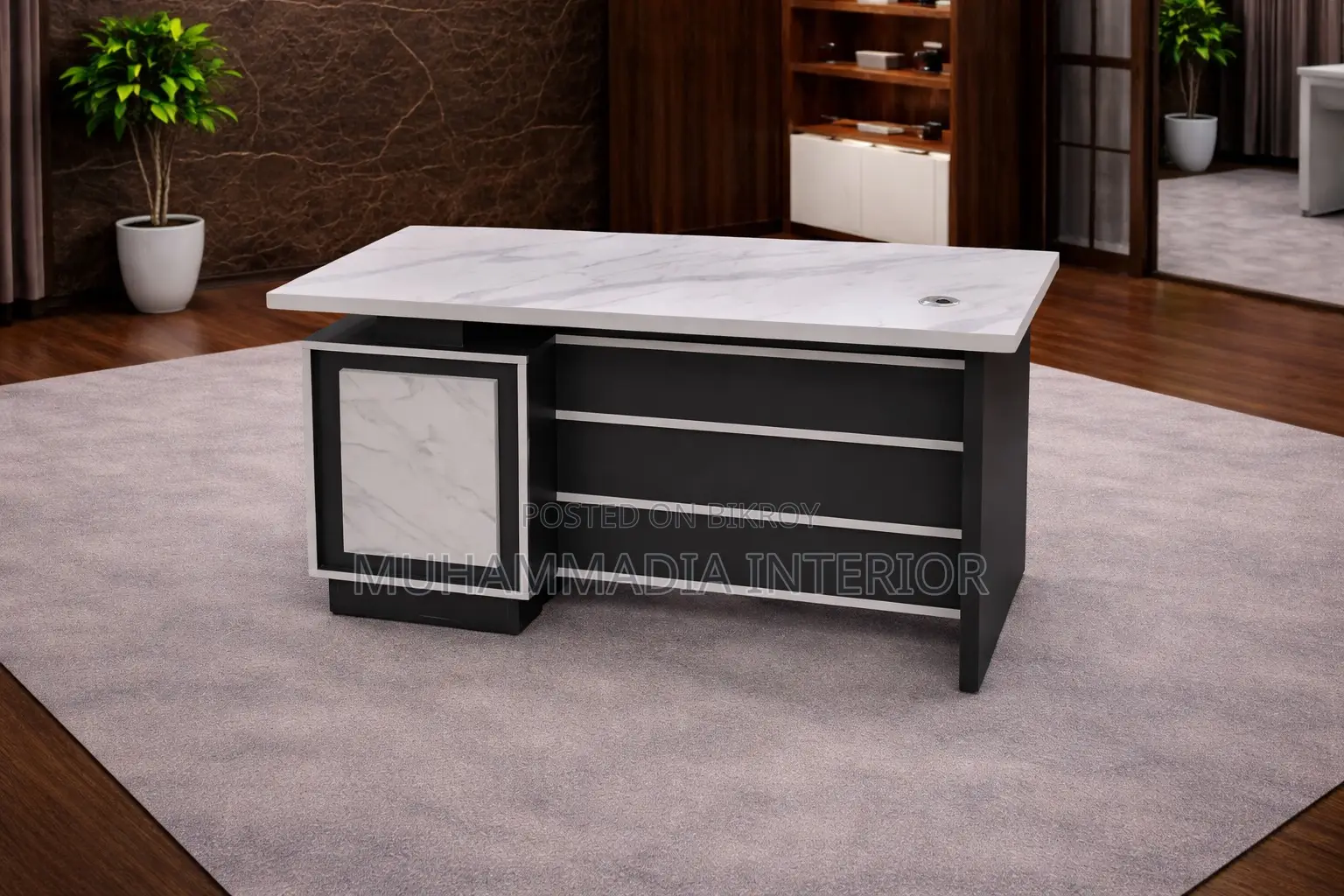 Executive Table (MID-434)