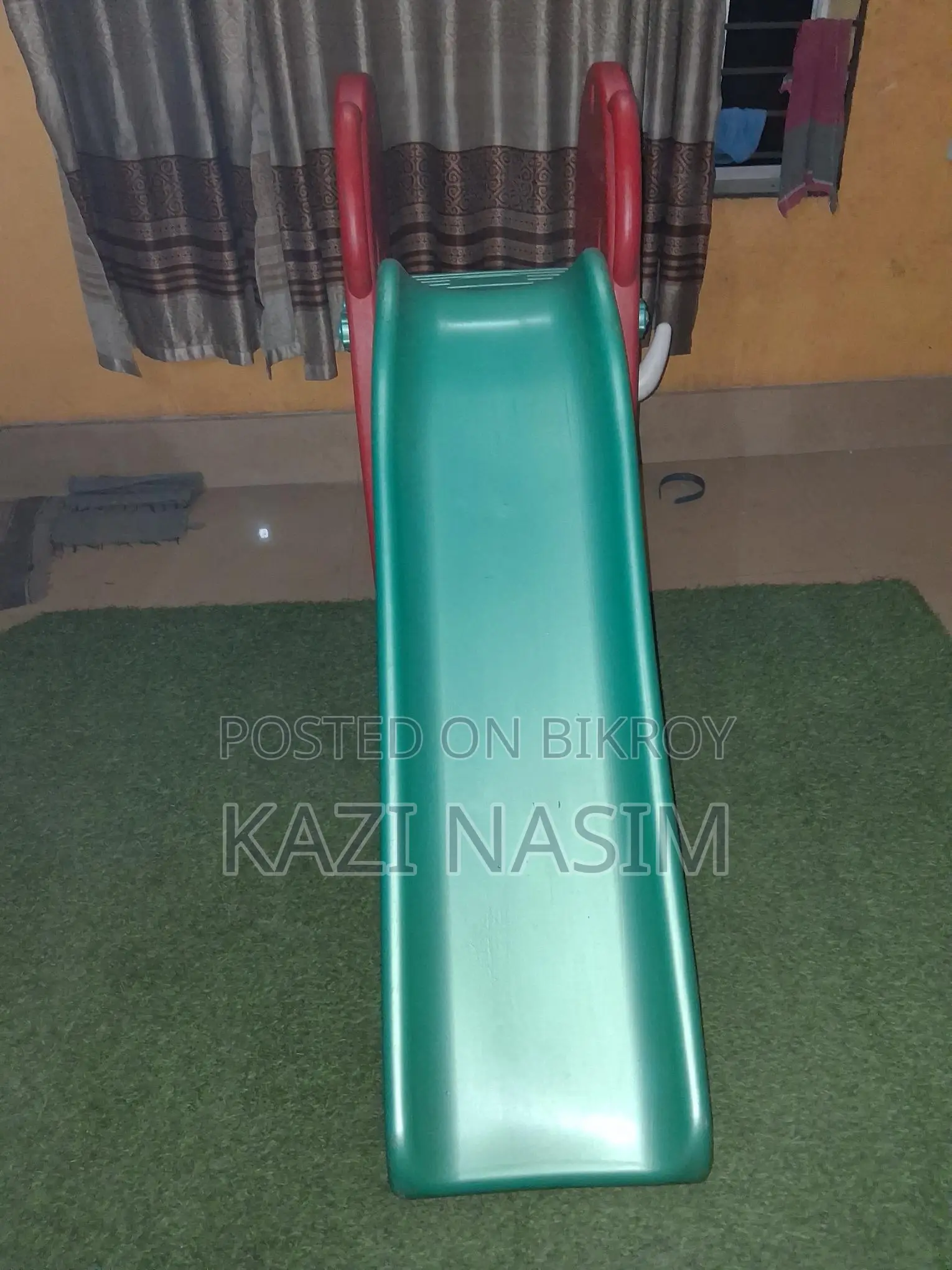 প্লে স্লাইড