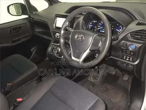 Toyota Noah Non Hybrid 2021