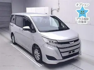 Toyota Noah Non Hybrid 2021