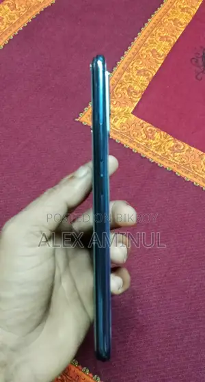 Vivo V21e (Used)