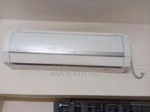 ২ টন Gree AC সাথে হ্যাংগিং রিমোট