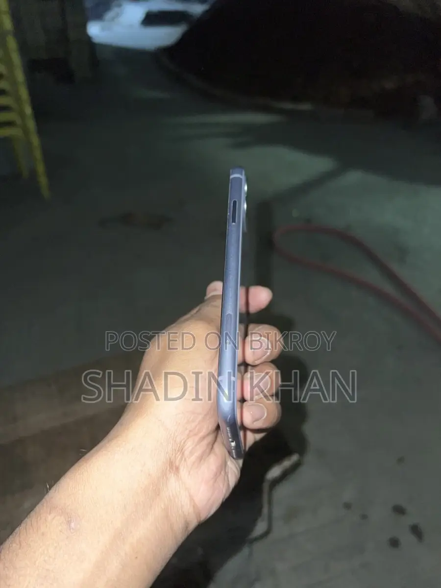 Apple iPhone 11 ` (Used)