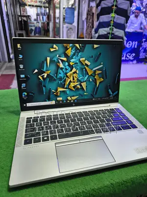 HP Ryzen 5pro 256ssd+8gb ram