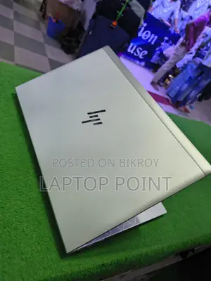 HP Ryzen 5pro 256ssd+8gb ram
