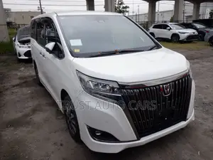 টয়োটা এস্কয়ার জিআই প্রিমিয়াম, নন-হাইব্রিড ২০২০