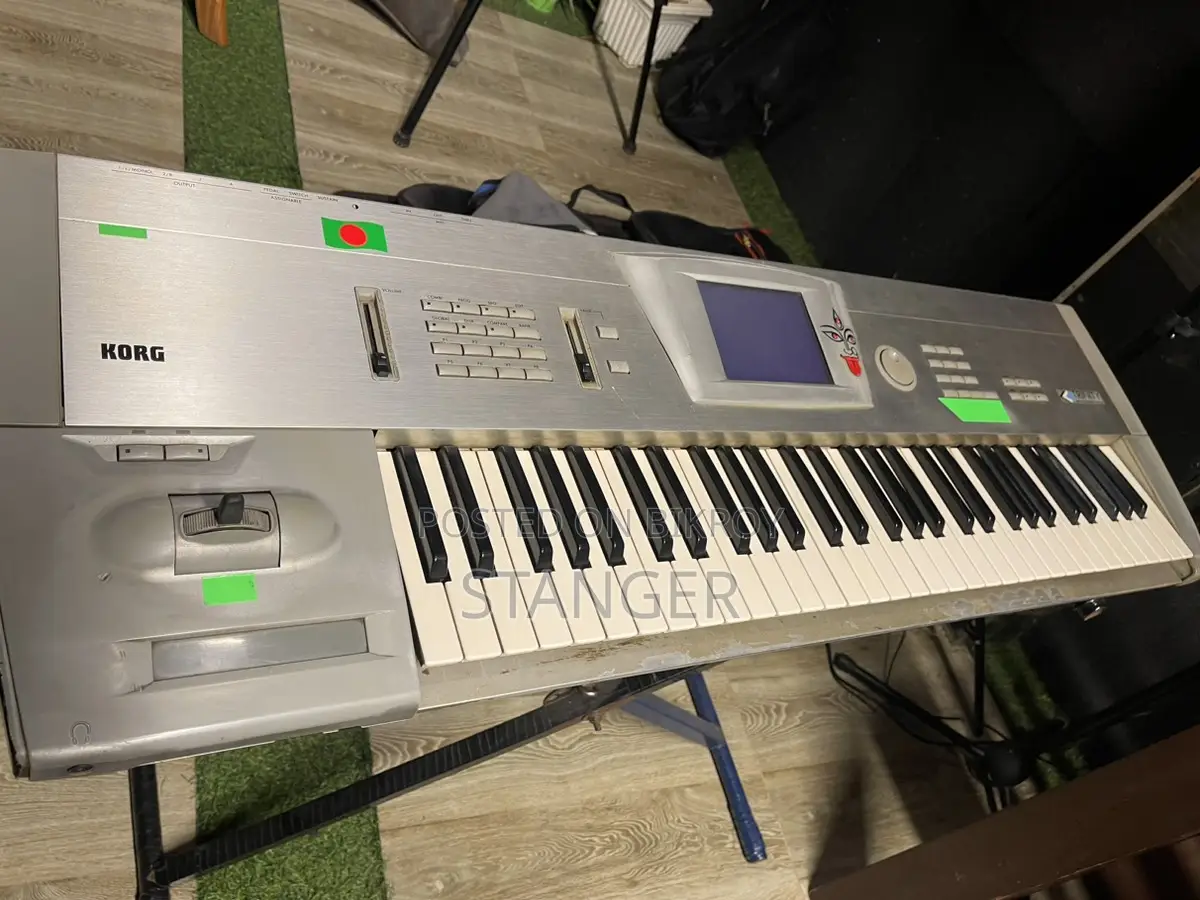 Korg Trinity