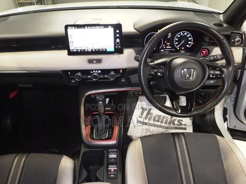Honda Vezel Z PKG PEARL COLOR 2022