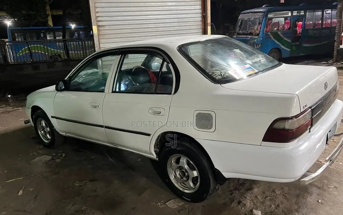 Toyota Corolla 100 All OKay 1995