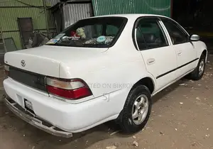 Toyota Corolla 100 All OKay 1995