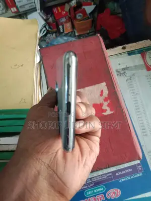 OnePlus Nord 2T 265 (Used)