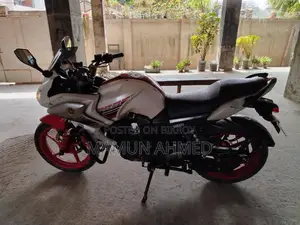 Yamaha Fazer 2013