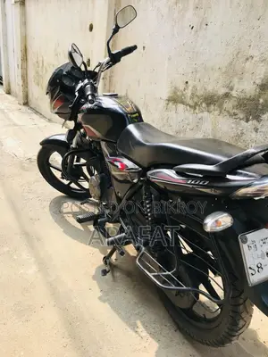 Bajaj Discover 100 . 2015