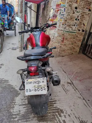 Yamaha FZS 2022