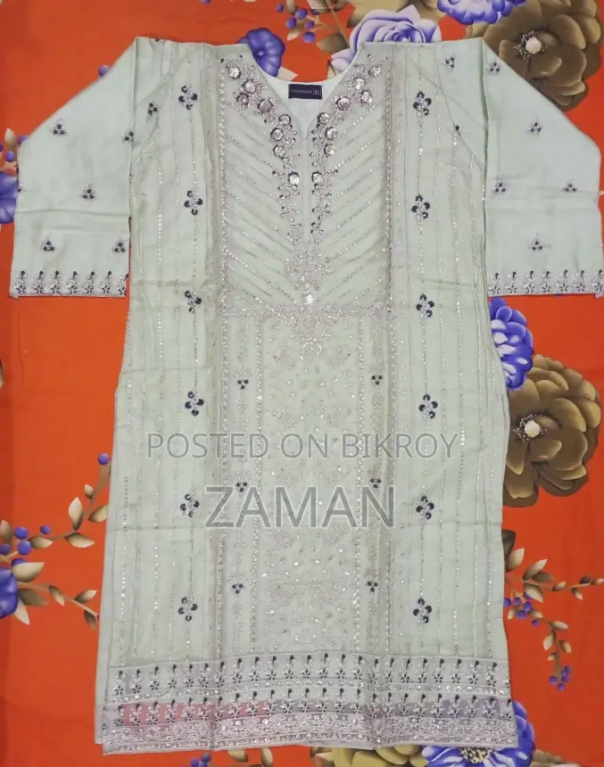 স্টিচড সালোয়ার কামিজ ও ওড়না