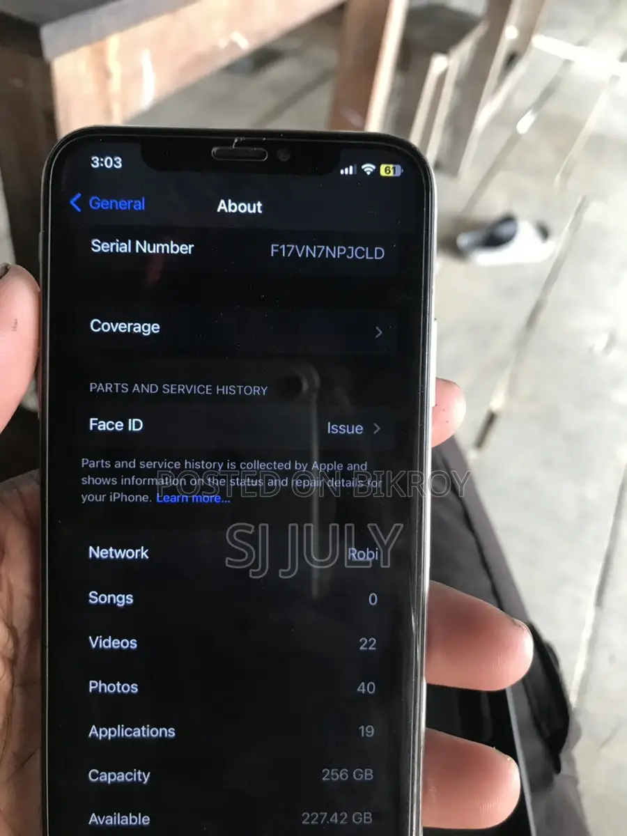 Apple iPhone X (Used)