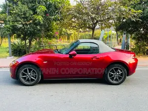 Mazda MX-5 2020 Red