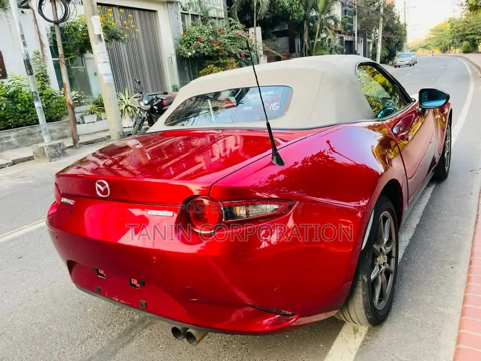 Mazda MX-5 2020 Red