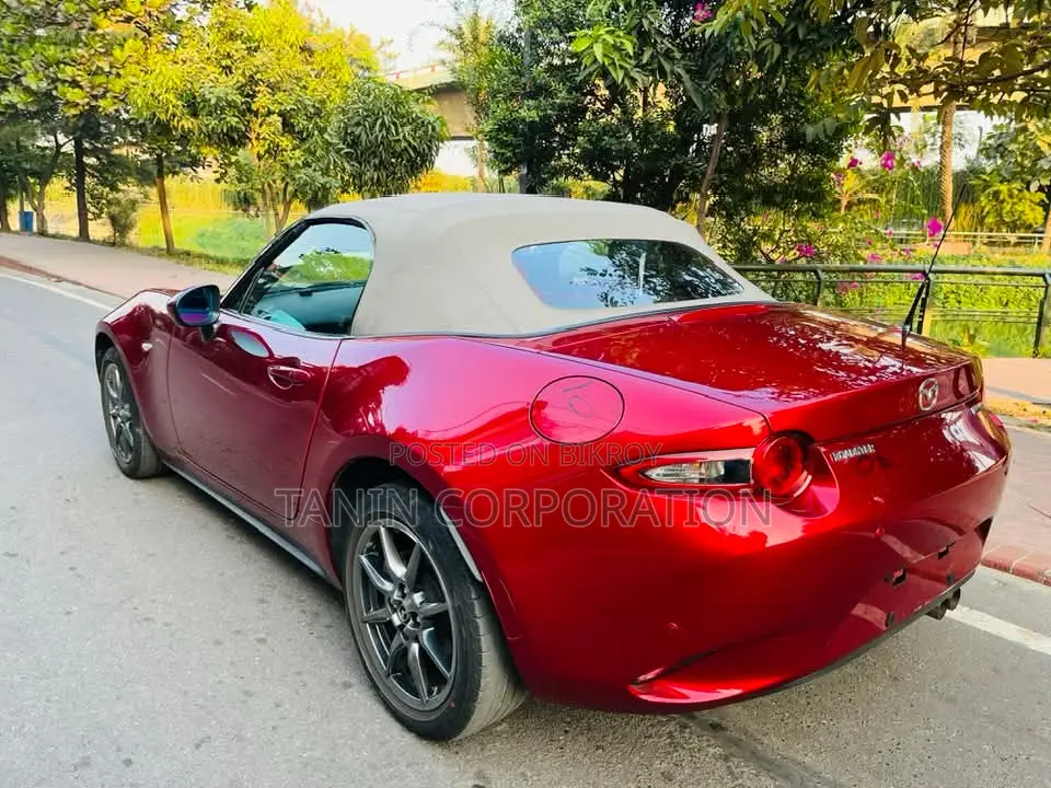 Mazda MX-5 2020 Red