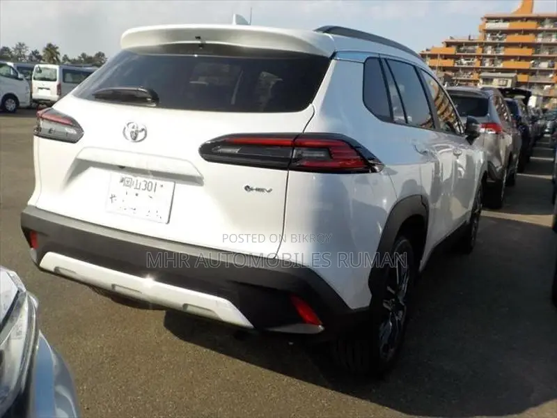 Toyota Corolla Cross Z Leather,Glass RooF 2025