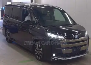 Toyota Noah SZ PKG BLACK COLOUR 2022