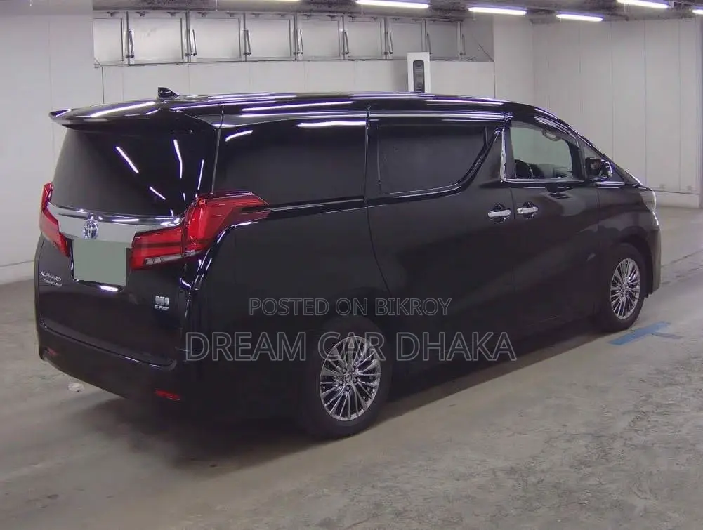 Toyota Alphard Executive Lounge 2022