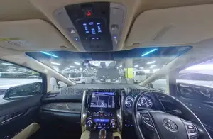 Toyota Alphard Executive Lounge 2022
