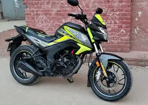 Honda Hornet . 2023