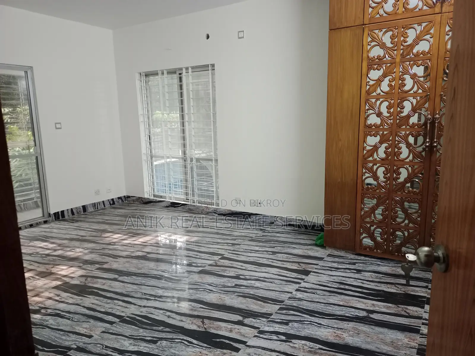 Luxurious 3 Bedroom Un Farnised Flat Rent At Gulshan