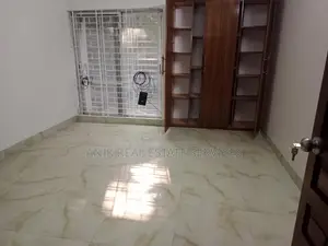 Luxurious 3 Bedroom Un Farnised Flat Rent At Gulshan