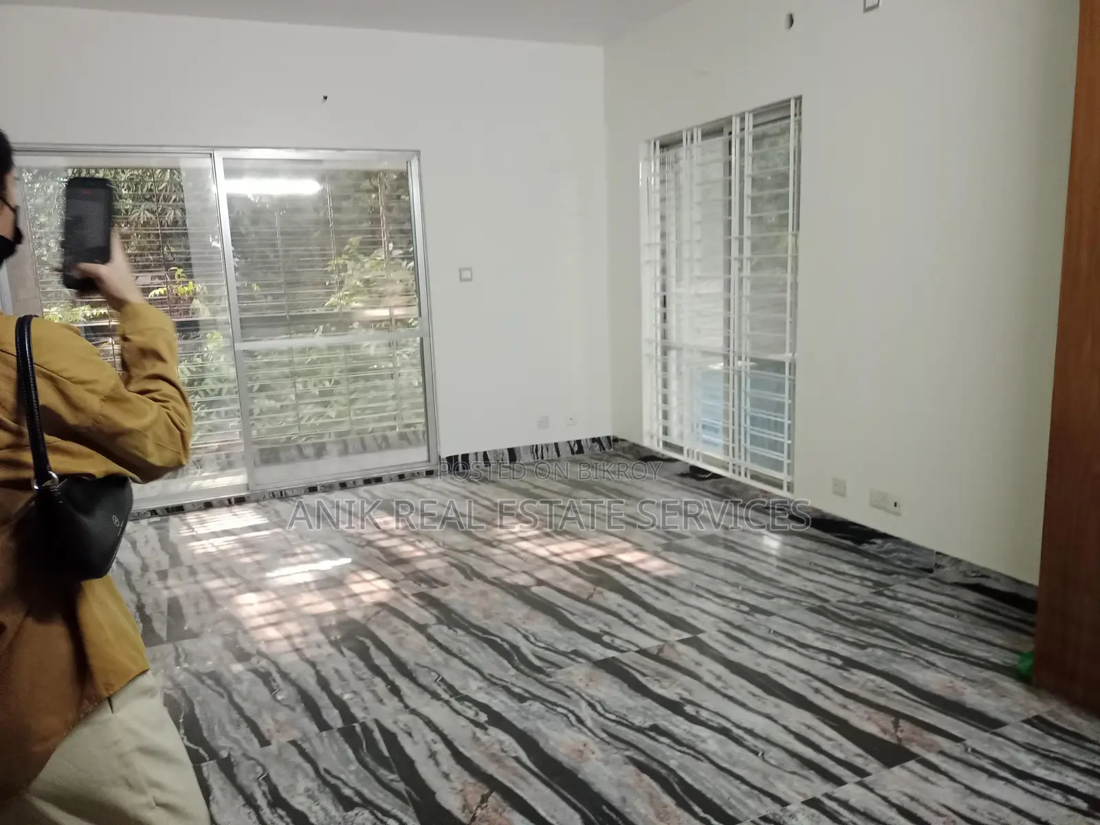 Luxurious 3 Bedroom Un Farnised Flat Rent At Gulshan