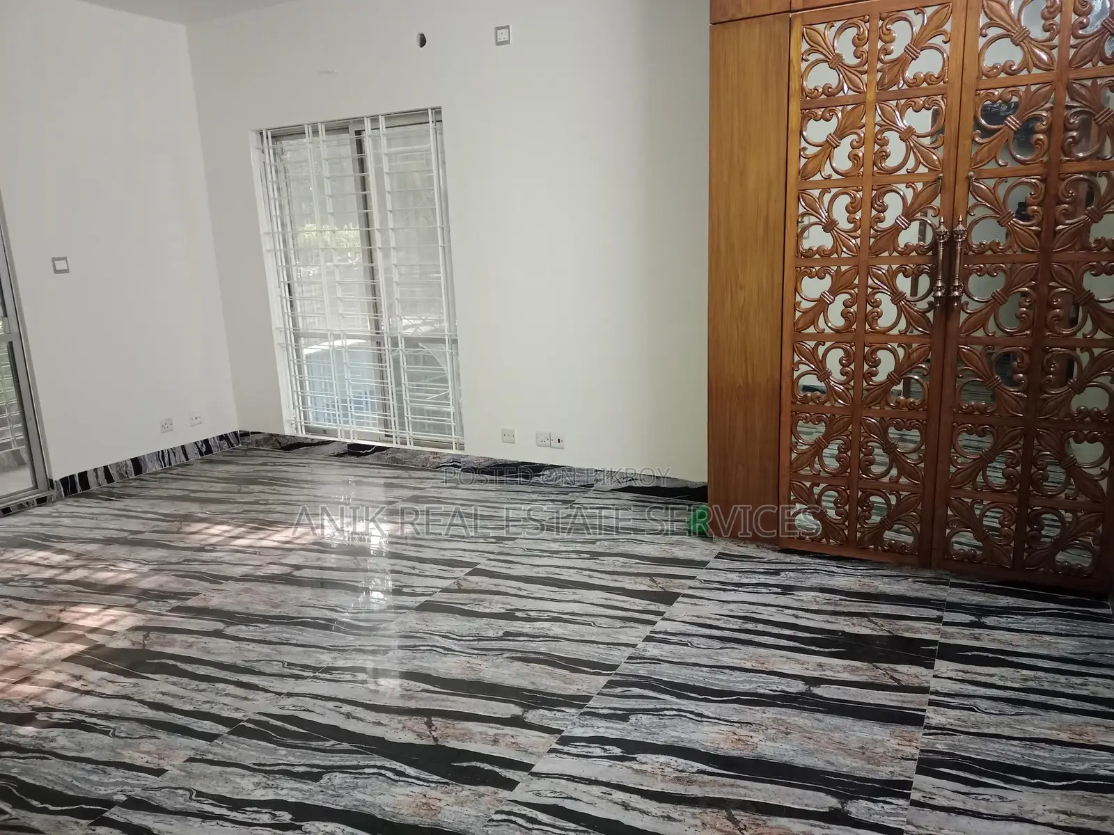 Luxurious 3 Bedroom Un Farnised Flat Rent At Gulshan