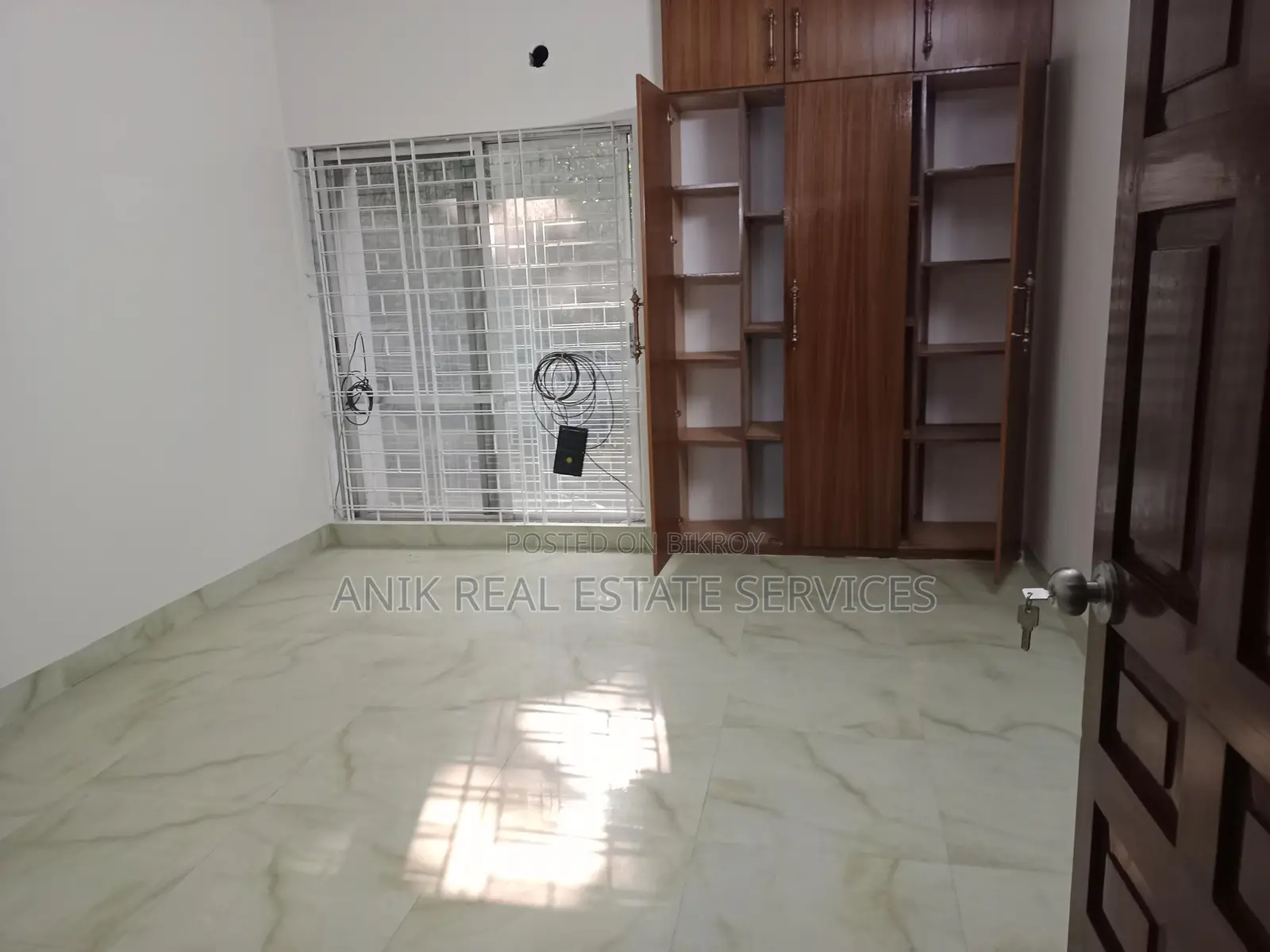 Luxurious 3 Bedroom Un Farnised Flat Rent At Gulshan