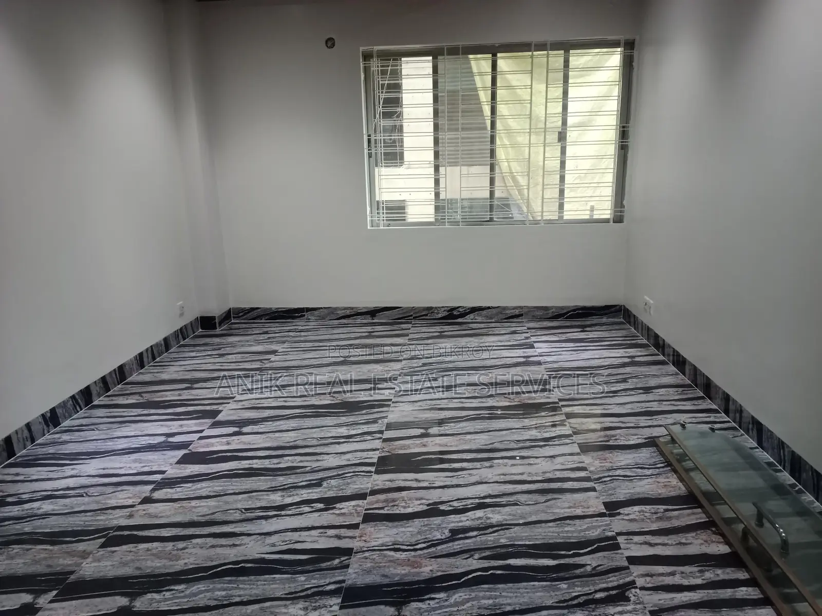 Luxurious 3 Bedroom Un Farnised Flat Rent At Gulshan