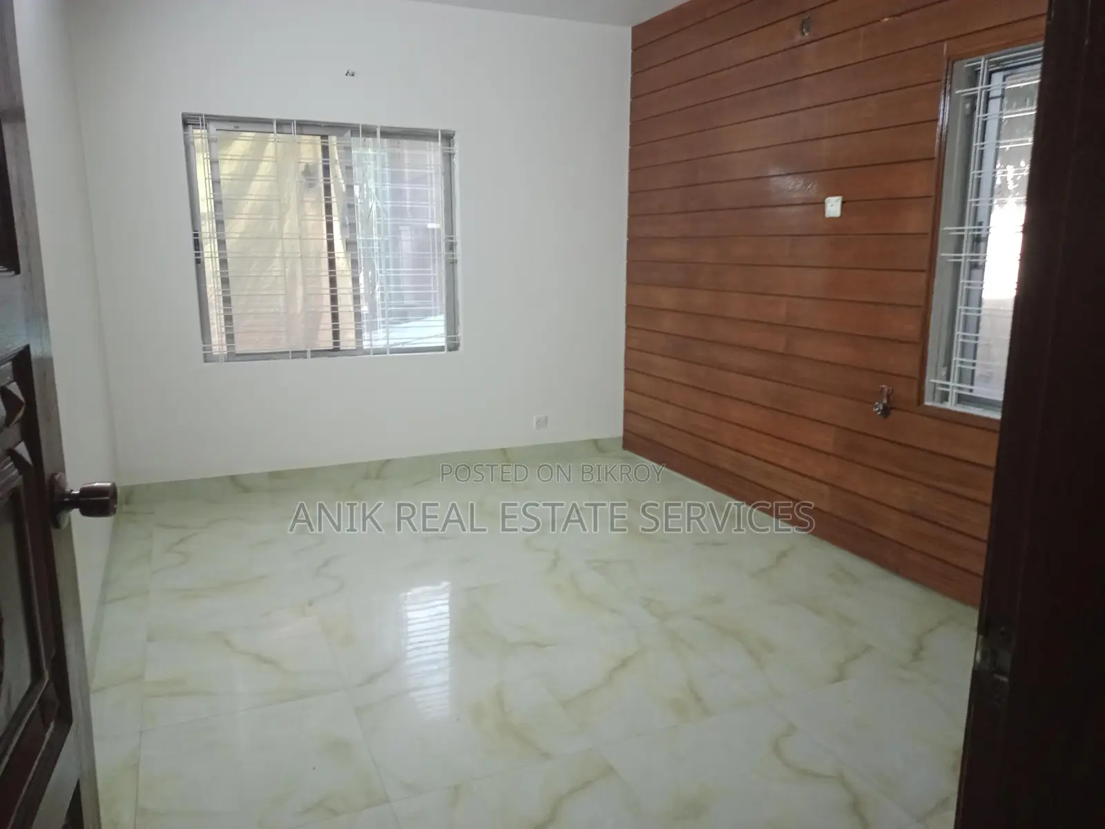 Luxurious 3 Bedroom Un Farnised Flat Rent At Gulshan
