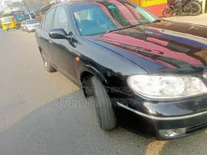 Nissan Sunny ex saloon 2006