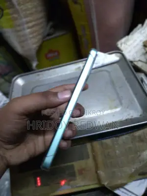 Honor 10 Play (Used)