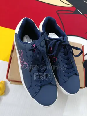 Brand New Converse Size 39